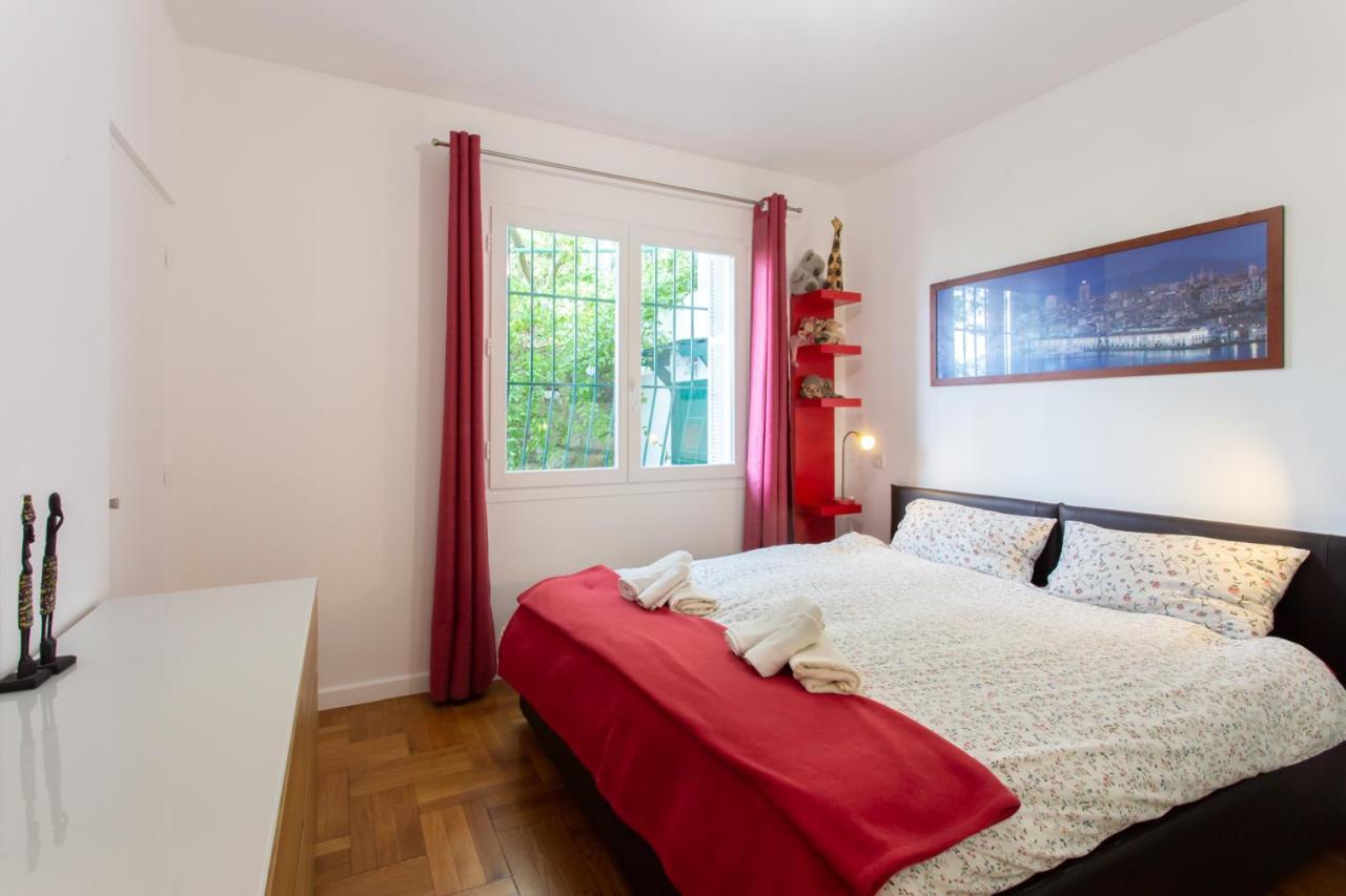 Beautiful With Panoramic View Over Ferienhaus *