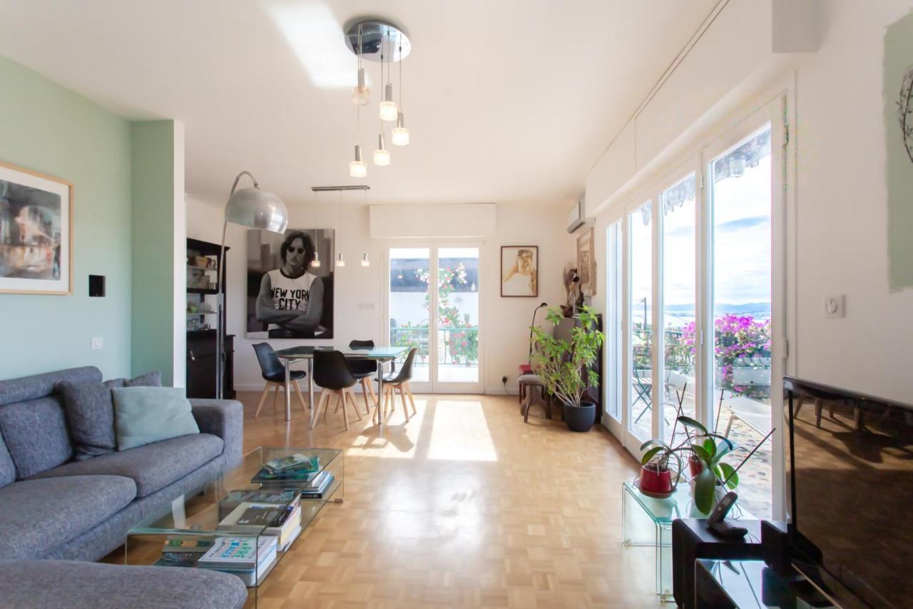 Beautiful With Panoramic View Over Vakantiehuis