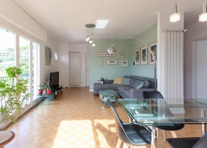 Beautiful Villa With Panoramic View Over Nice